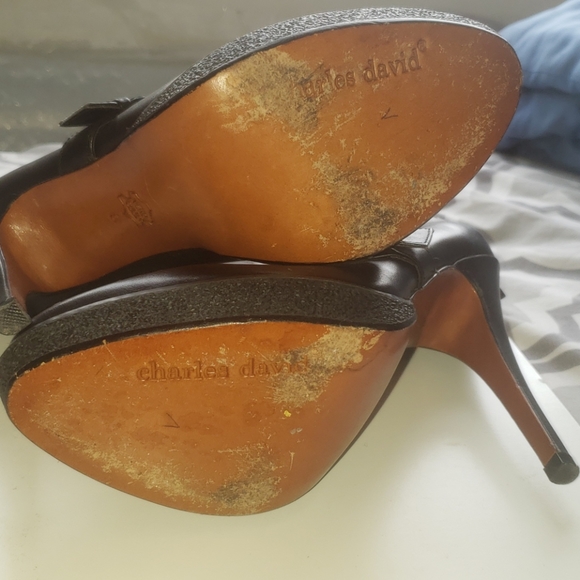 Charles David Black Moto Style Booties with buckles Size 8 - Picture 4 of 9